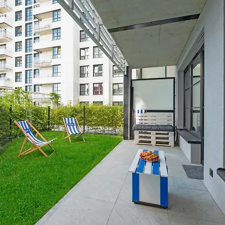 Doki Glamur Food Hall And Parking By Triapart