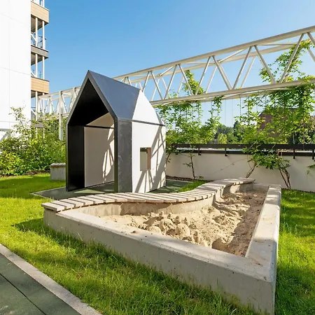 Doki Glamur Food Hall And Parking By Triapart Apartament Gdańsk