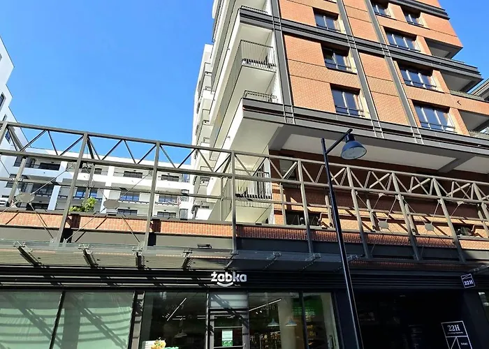 Doki Glamur Food Hall And Parking By Triapart Daire *