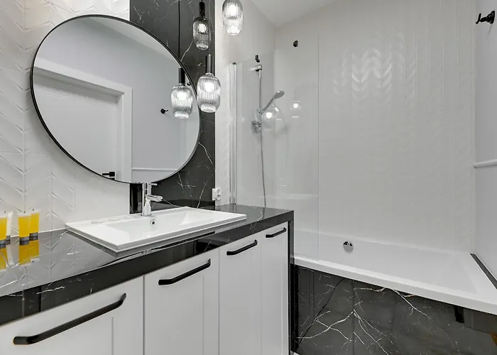 Doki Glamur Food Hall And Parking By Triapart * Gdansk